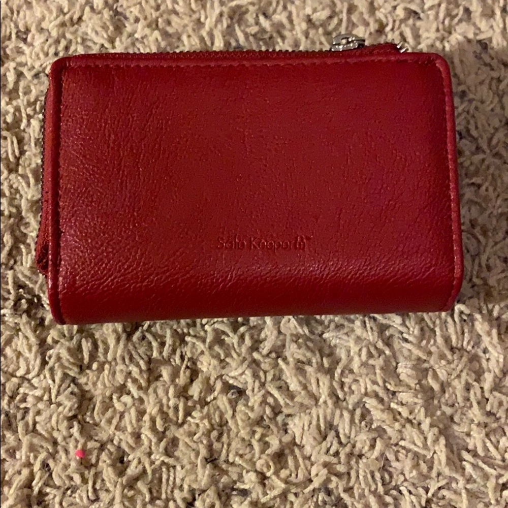 Red Wallet - Picture 2 of 6